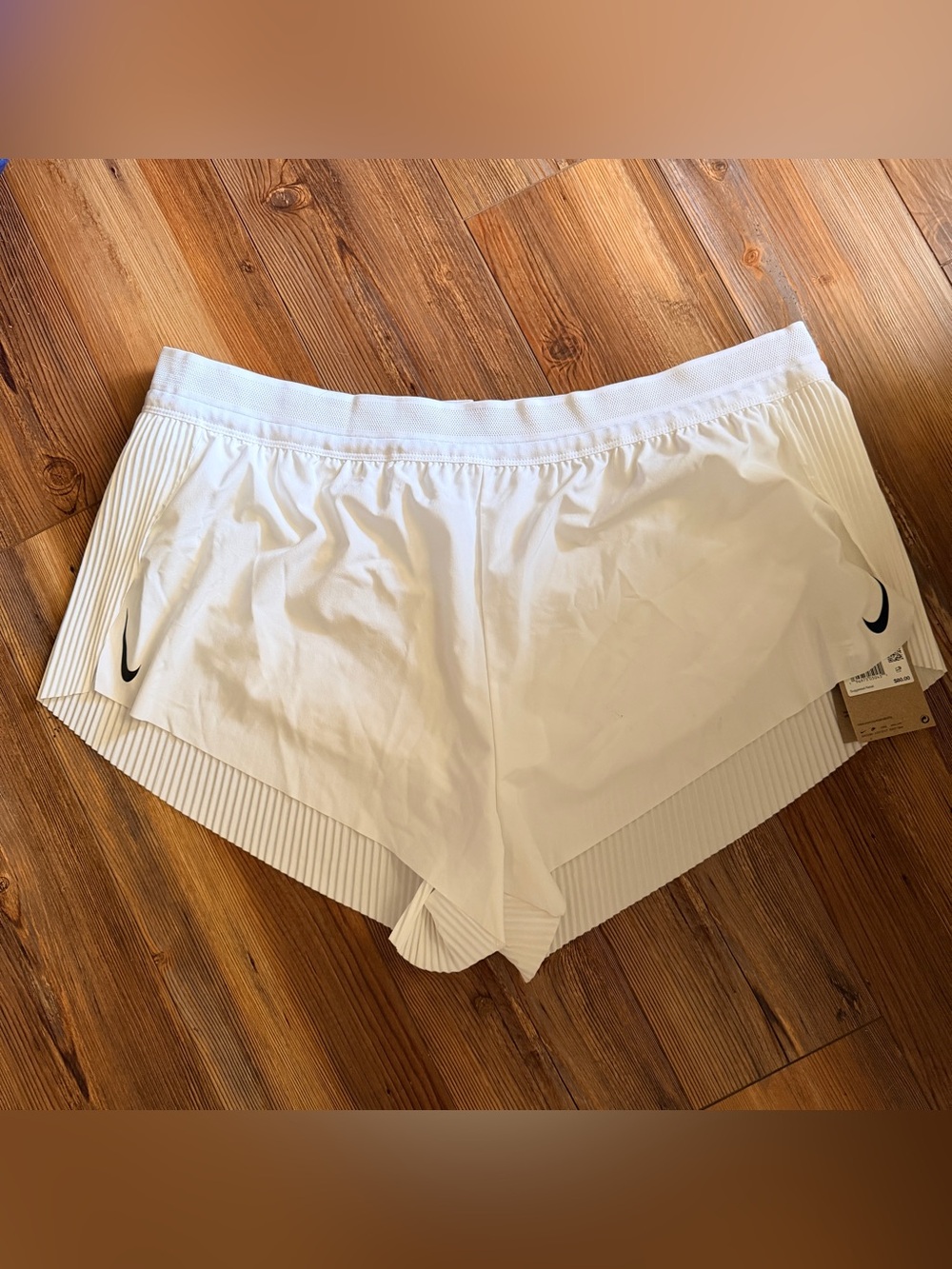 Women’s Nike Aeroswift Shorts White Size 2XL NWT